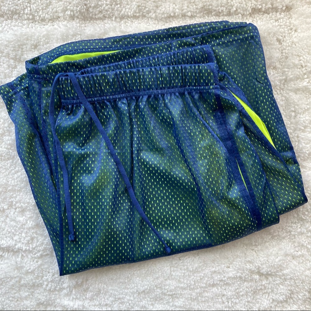 Men’s athletic basketball shorts 2xl pro zone